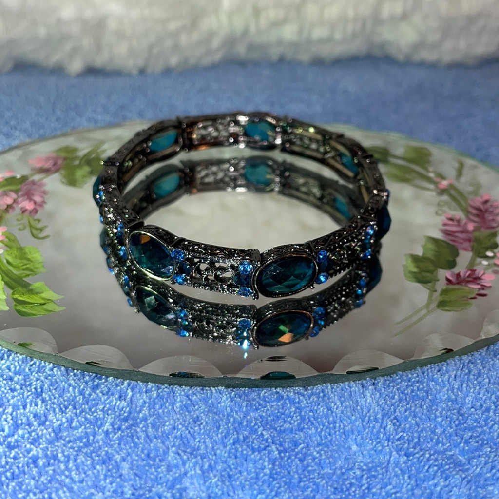 Vintage 1980s Blue Silver Link Bracelet 15$